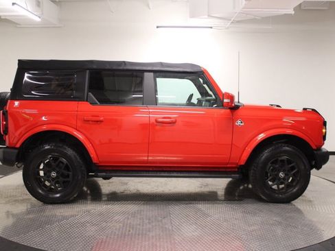 Used 2022 Ford Bronco Outer Banks image 13