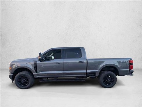 New 2026 Ford F250 Lariat w/ Black Appearance Package image 5