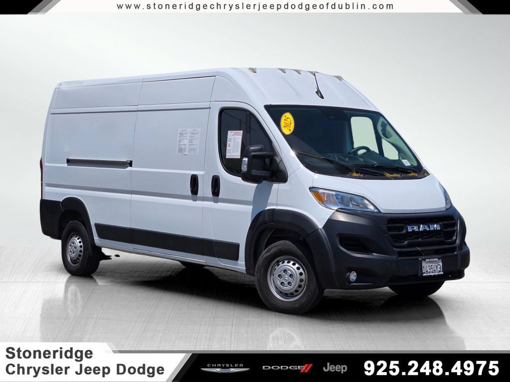 Used 2025 RAM ProMaster 2500 w/ Convenience Group FWD image 1