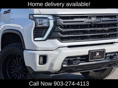 Used 2024 Chevrolet Silverado 2500 High Country w/ Technology Package AWD/4WD image 13
