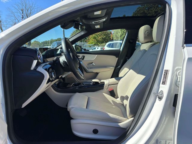 Used 2021 Mercedes-Benz A 220 4MATIC image 5