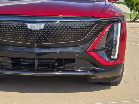 Used 2025 Cadillac Lyriq Sport w/ Nappa Leather Package RWD image 6