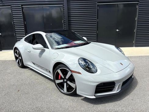 Used 2025 Porsche 911 Carrera S w/ Sportdesign Package RWD image 12