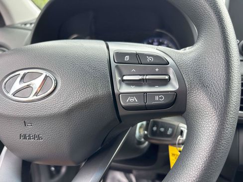 Used 2022 Hyundai Kona SE AWD/4WD image 19