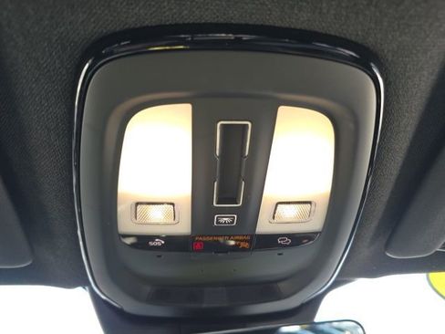 Certified 2023 Volvo XC40 Recharge Ultimate w/ Protection Package Premier image 39