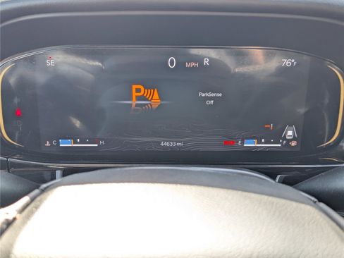 Used 2022 Jeep Wagoneer Series III image 36