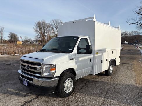 New 2026 Ford E-350 and Econoline 350 Super Duty w/ Power Equipment Group image 6