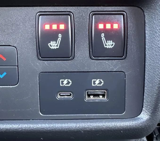 Used 2021 Nissan Rogue Platinum FWD image 50