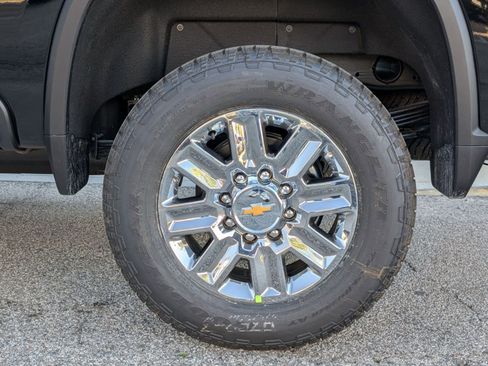 New 2026 Chevrolet Silverado 2500 High Country w/ Technology Package AWD/4WD image 6