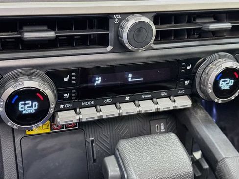 Used 2024 Toyota Tacoma TRD Off-Road w/ TRD Off Road Premium Package AWD/4WD image 16