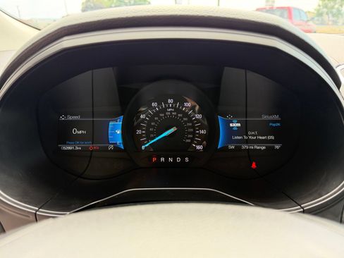 Used 2024 Ford Edge Titanium AWD/4WD image 17