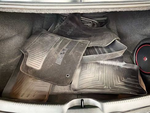 Used 2016 Chrysler 300 S image 27