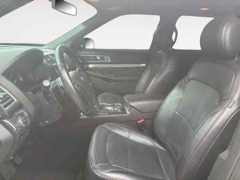Used 2016 Ford Explorer Sport w/ Equipment Group 401A AWD/4WD image 9