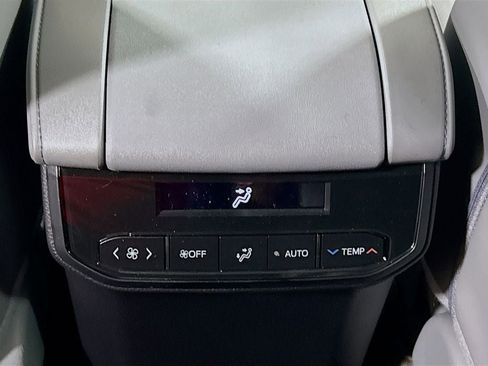 New 2026 Toyota Highlander Limited AWD/4WD image 24