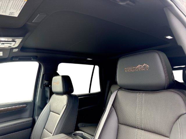 New 2026 Chevrolet Tahoe High Country w/ Sun And Tow Package AWD/4WD image 16