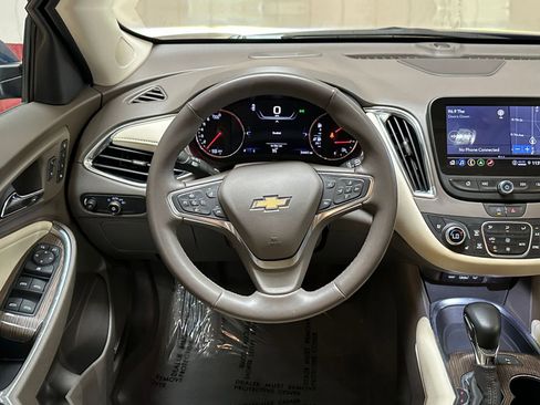 Used 2024 Chevrolet Malibu LT image 34