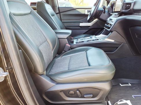 Certified 2022 Ford Explorer Timberline image 11