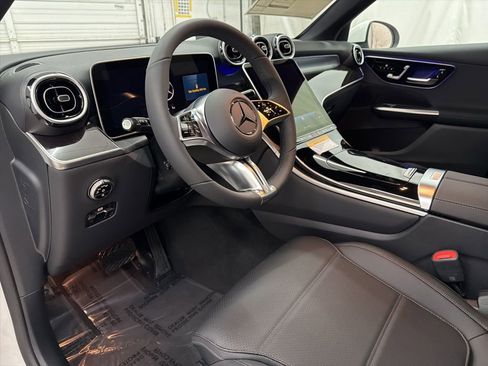 New 2026 Mercedes-Benz GLC 300 image 12