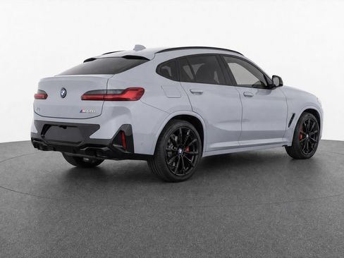 Used 2024 BMW X4 M40i AWD/4WD image 4