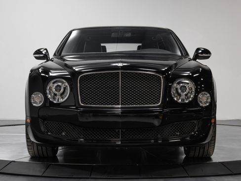 Used 2016 Bentley Mulsanne Speed image 25