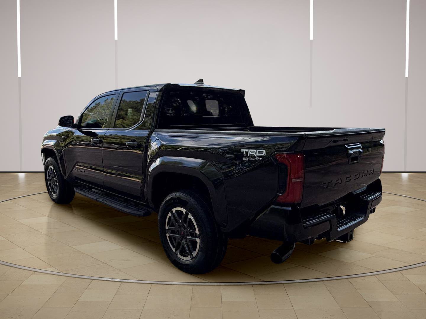 Used 2024 Toyota Tacoma TRD Sport w/ TRD Sport Upgrade Package RWD image 5
