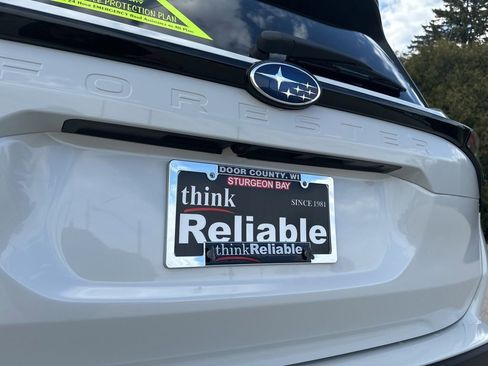 Used 2025 Subaru Forester Premium AWD/4WD image 30