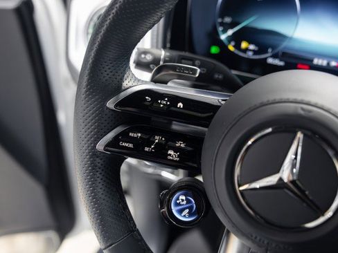 Used 2025 Mercedes-Benz G 63 AMG 4MATIC image 31