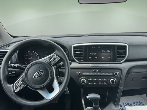 Used 2021 Kia Sportage LX AWD/4WD image 15