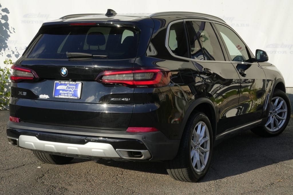 Used 2023 BMW X5 xDrive40i w/ Premium Package AWD/4WD image 3
