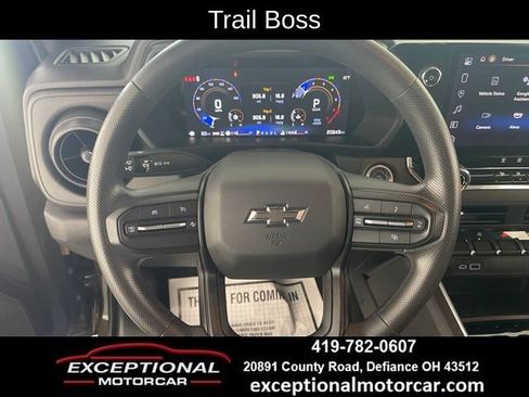 Used 2024 Chevrolet Colorado Trail Boss w/ Technology Package AWD/4WD image 36