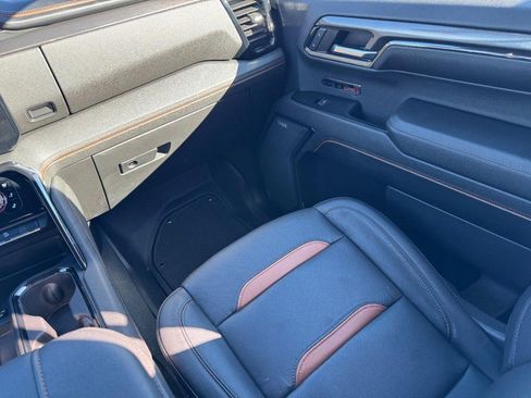 Used 2024 GMC Sierra 1500 AT4 w/ Technology Package image 16