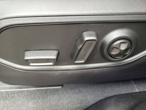 Used 2023 Jeep Grand Cherokee Altitude image 14