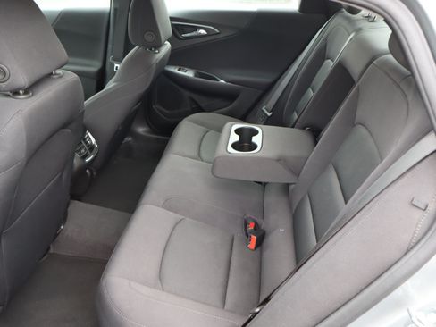 Used 2024 Chevrolet Malibu LT FWD image 32