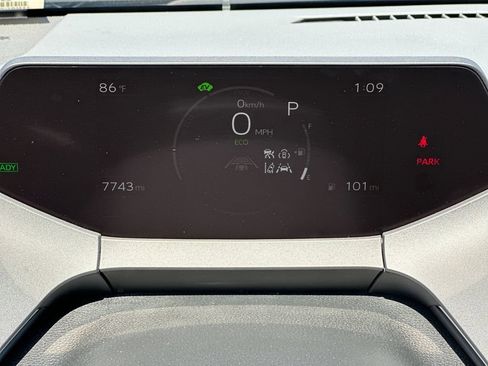 Used 2025 Toyota Prius Limited FWD image 29