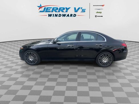 Used 2024 Mercedes-Benz C 300 4MATIC Sedan image 5