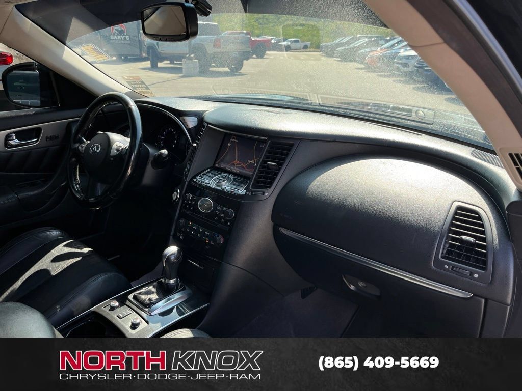 Used 2013 INFINITI FX37 2WD w/ Premium Pkg image 11
