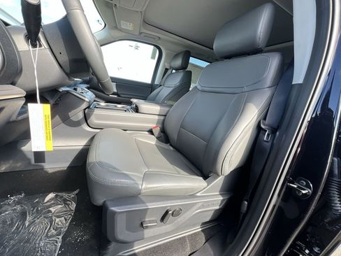 New 2026 Ford Expedition Max Active image 13