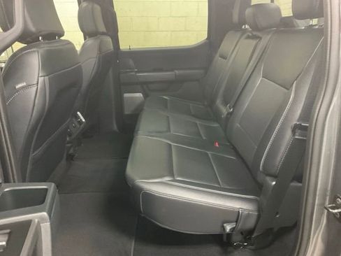 Used 2025 Ford F150 Lariat AWD/4WD image 14