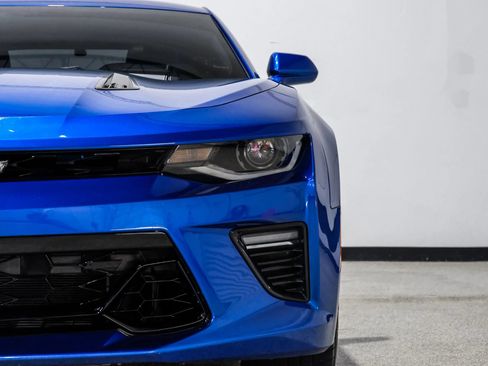 Used 2017 Chevrolet Camaro SS RWD image 46