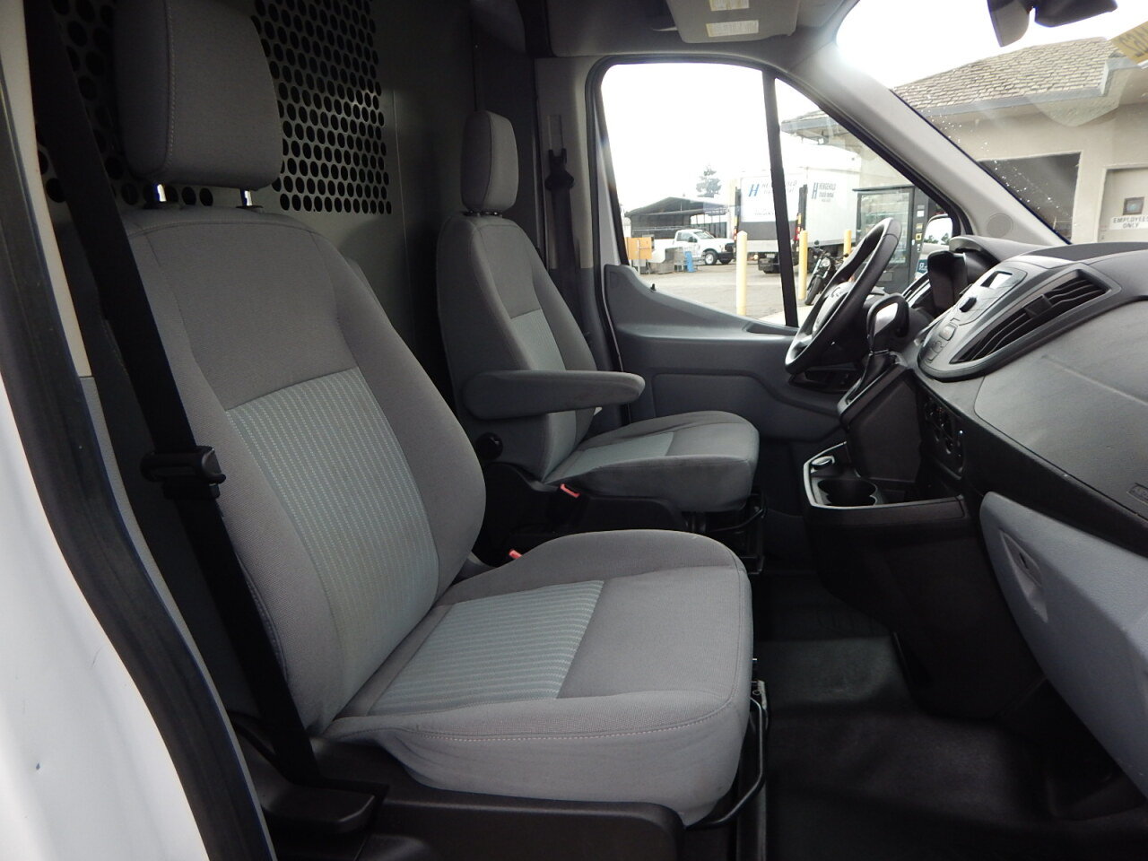 Used 2018 Ford Transit 250 148 Medium Roof RWD image 20