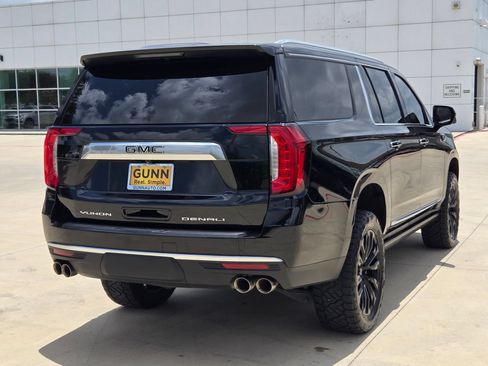 Used 2023 GMC Yukon XL Denali AWD/4WD image 7