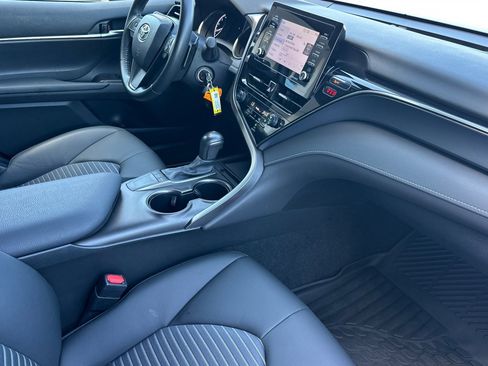Certified 2024 Toyota Camry SE FWD image 15