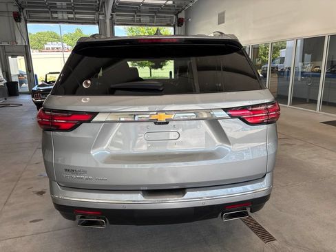 Used 2023 Chevrolet Traverse High Country w/ LPO, Floor Liner Package AWD/4WD image 4