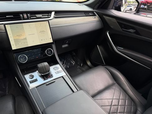 Used 2022 Jaguar F-PACE S AWD/4WD image 43