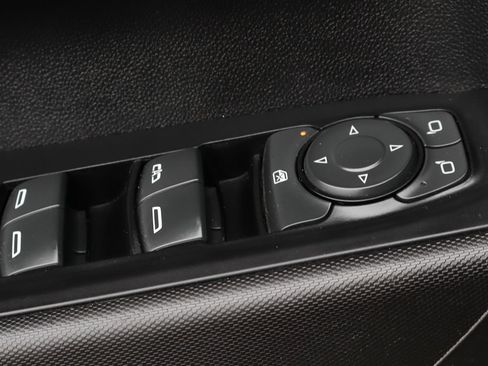 Used 2022 Chevrolet Silverado 1500 Custom RWD image 22