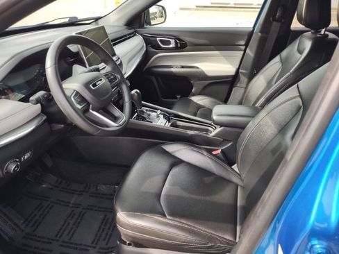 Used 2024 Jeep Compass Limited AWD/4WD image 11