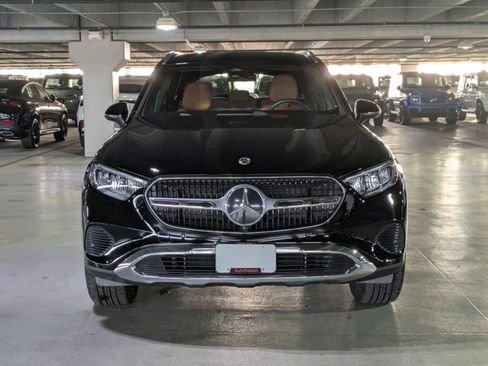 Certified 2025 Mercedes-Benz GLC 300 image 5