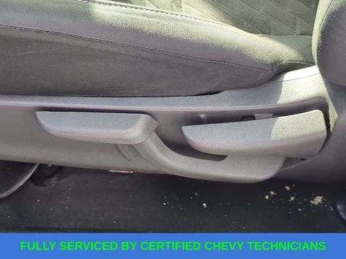 Used 2022 Nissan Kicks S image 24