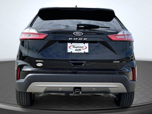 Used 2024 Ford Edge SEL w/ Convenience Package AWD/4WD image 4