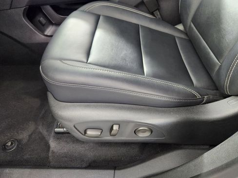 Used 2024 GMC Acadia Elevation AWD/4WD image 13